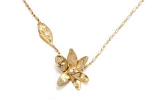 Load image into Gallery viewer, 14 Karat Yellow Gold Flower &quot; Loves Me&quot; Pendant Necklace with a Center Diamond